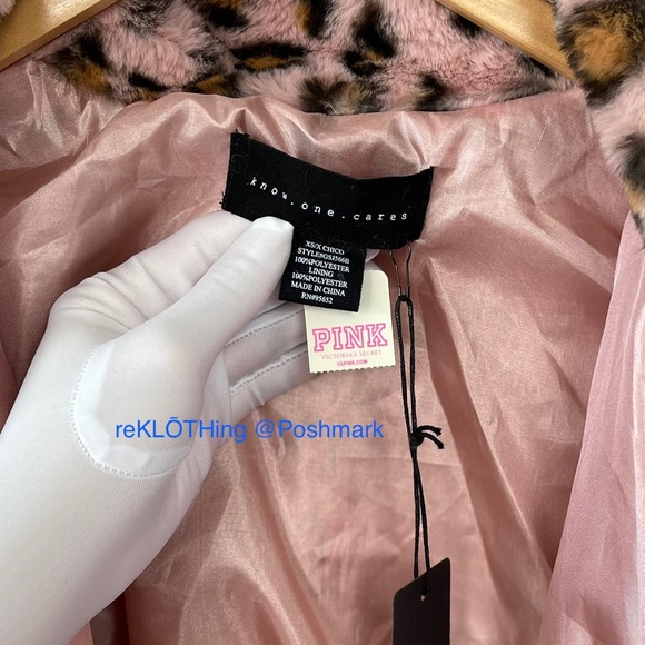 Victoria’s Secret x PINK Cropped Pink Leopard Faux Jacket KNOW ONE CARES - NWT - Picture 9 of 9